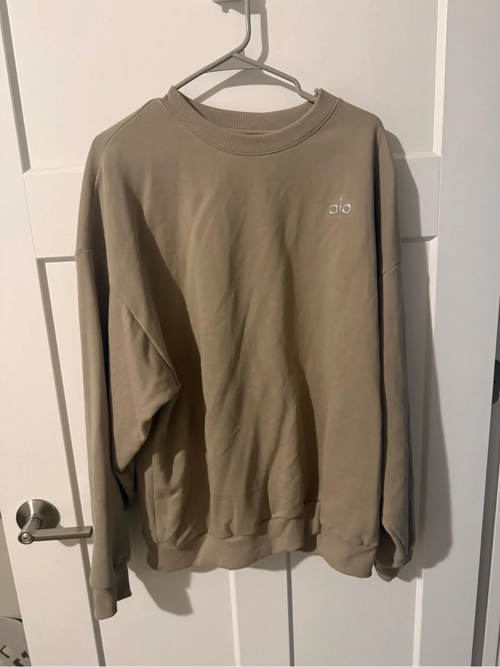 ALO Yoga Crewneck Sweatshirt in gravel NWOT